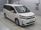 Toyota Voxy Hybrid X 2020