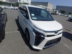 Toyota Voxy KIRAMEKI 2019