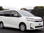 Toyota Voxy Non hybrid 2020