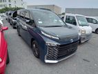 Toyota Voxy S-G Grey 5/31000 km 2022