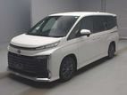 Toyota Voxy S-G PKG PEARL COLOR 2020