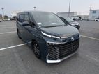 Toyota Voxy S-Z Grey 4.5/52k km 2022