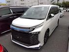 Toyota Voxy S-Z Hybrid Pearl 2022