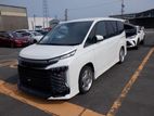Toyota Voxy S-Z Hybrid Pearl KIT 2023