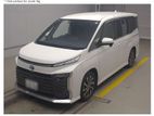 Toyota Voxy S-Z Pearl R/53000 km 2023