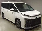 Toyota Voxy SZ hybrid 2023