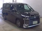 Toyota Voxy SZ HYBRID 2025