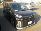 Toyota Voxy sz p a c k g e 2023