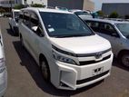 Toyota Voxy V Pkg Non Hybrid 2020