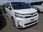 Toyota Voxy X NON HYBRID 2020