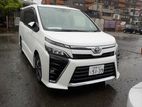 Toyota Voxy ZS 2020