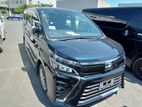 Toyota Voxy ZS Kira. Mica Blue 2021