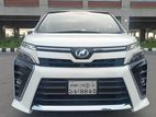 Toyota Voxy ZS KIRAMEKI 2018