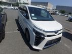 Toyota Voxy ZS KIRAMEKI 2019