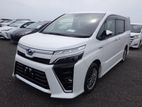 Toyota Voxy ZS KIRAMEKI 2019