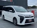 Toyota Voxy Zs Kirameki 4.5 2020