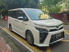 Toyota Voxy ZS-KIRAMEKI PEARL 2019