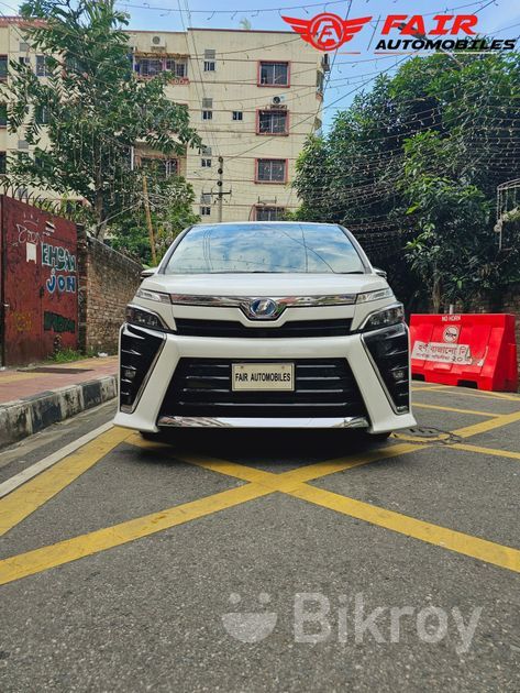 Toyota Voxy Zs Kirameki Pearl 2019 For Sale In Gulshan 