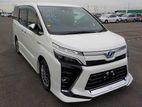 Toyota Voxy ZS KIRAMEKI PEARL HY 2020