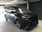Toyota Voxy ZS KIRAMIK-2 NON HY 2020