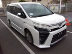 Toyota Voxy ZS-KIRAMIK HY CEL-TV 2020