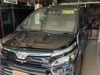 Toyota Voxy ZS kiramik non hyb 2018