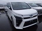 Toyota Voxy Zs Kiramik Pearl 2020