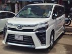 Toyota Voxy Zs Kiramik Pearl Hy. 2020