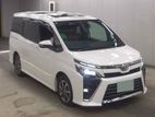 Toyota Voxy ZS SUNROOF MOONROOF 2020