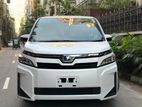 Toyota Voxy ZS V2 PUSH STSRT1DP 2019