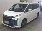 Toyota Wagon 100 Voxy S-Z Hybrid 2023