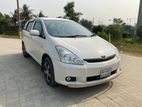 Toyota Wish ( LPG করা ) 2004