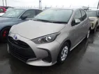 Toyota Yaris 𝐗 𝐏𝐊𝐆 2021