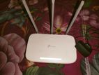 Tp-link 3 antenna router with original charger