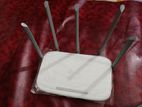 TP-Link Archer C60 Duel Band Router. Looking new & fresh.