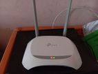 TP-Link WR840N Wireless N Router - Pre-owned, Excellent Condition
