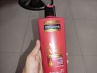 TRESemme keratin smooth shampoo