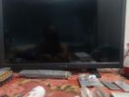 Walton 24'' LED TV For Sell.