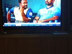 টিভি বিক্রয় করতে চাই।