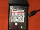 Tushiba PCL200 1TB Hard Drive With Case