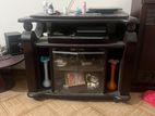 TV Trolley an Cabinet