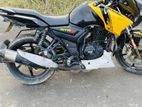 TVS APACHE RTR 150 . 2012