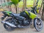 TVS APACHE RTR 150 . 2015