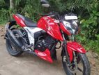 TVS Apache RTR 160 . 2022