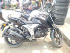 TVS Apache RTR 160 . 2024