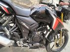 TVS Apache RTR . 2023