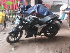 TVS Apache RTR 165 R P . 2022