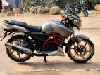 TVS Apache RTR . 2015