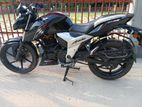 TVS Apache RTR . 2021