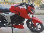 TVS Apache RTR . 2022